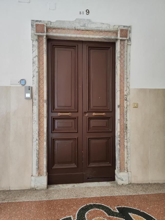 Santa Lucia Luxury Apartment Neapol Zewnętrze zdjęcie